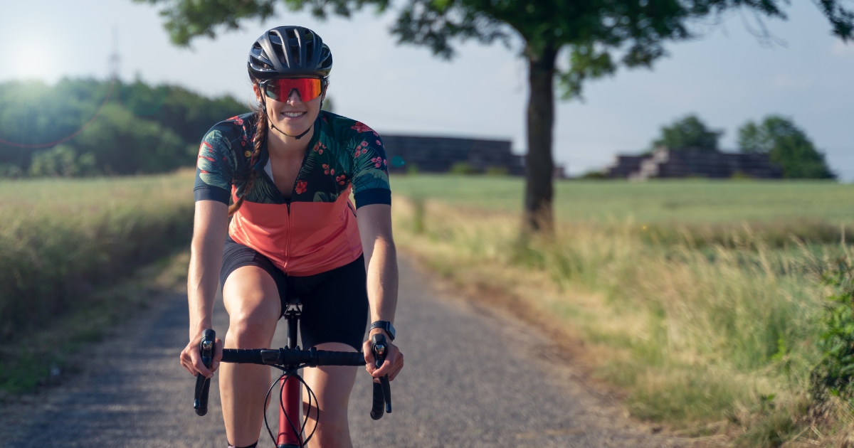 Nejlepší výživa pro cyklisty: Co jíst před, během a po jízdě pro maximální výkon?
