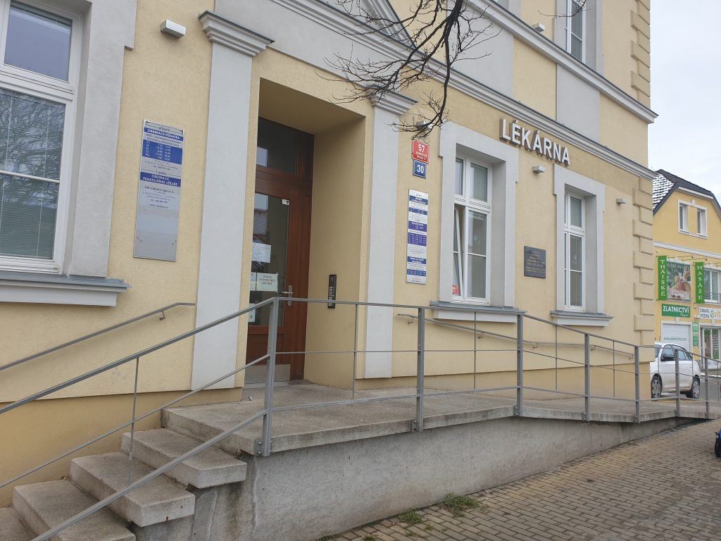 Lemon lékárna - Praha 4 - Kunratice, U Krále Václava,  K Libuši 57/30