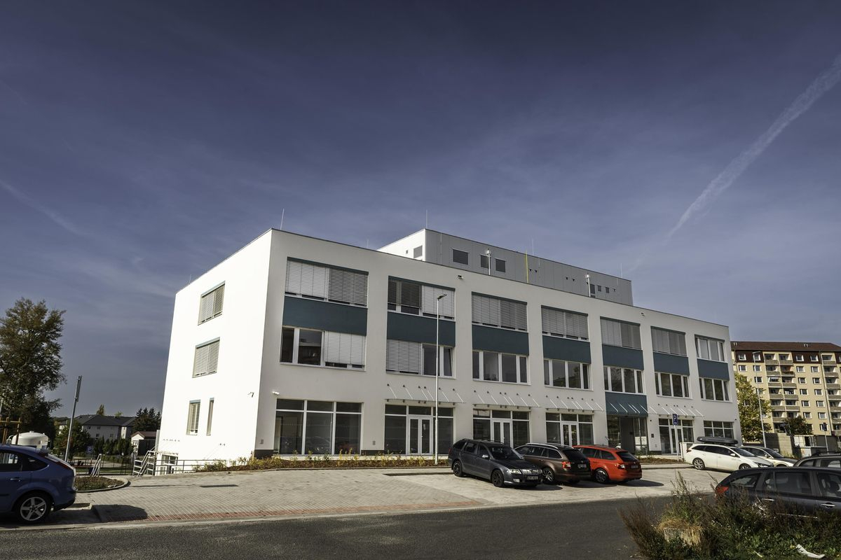 Lemon lékárna - Milovice,  Spojovací 873