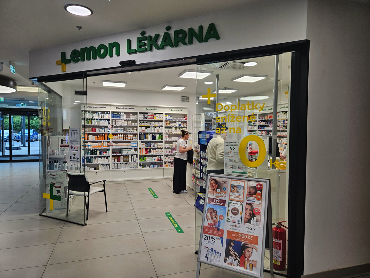 Lemon lékárna - Zlín - Obchodní dům, náměstí Práce 2523